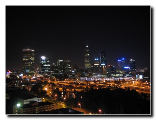 03 Skyline bei Nacht